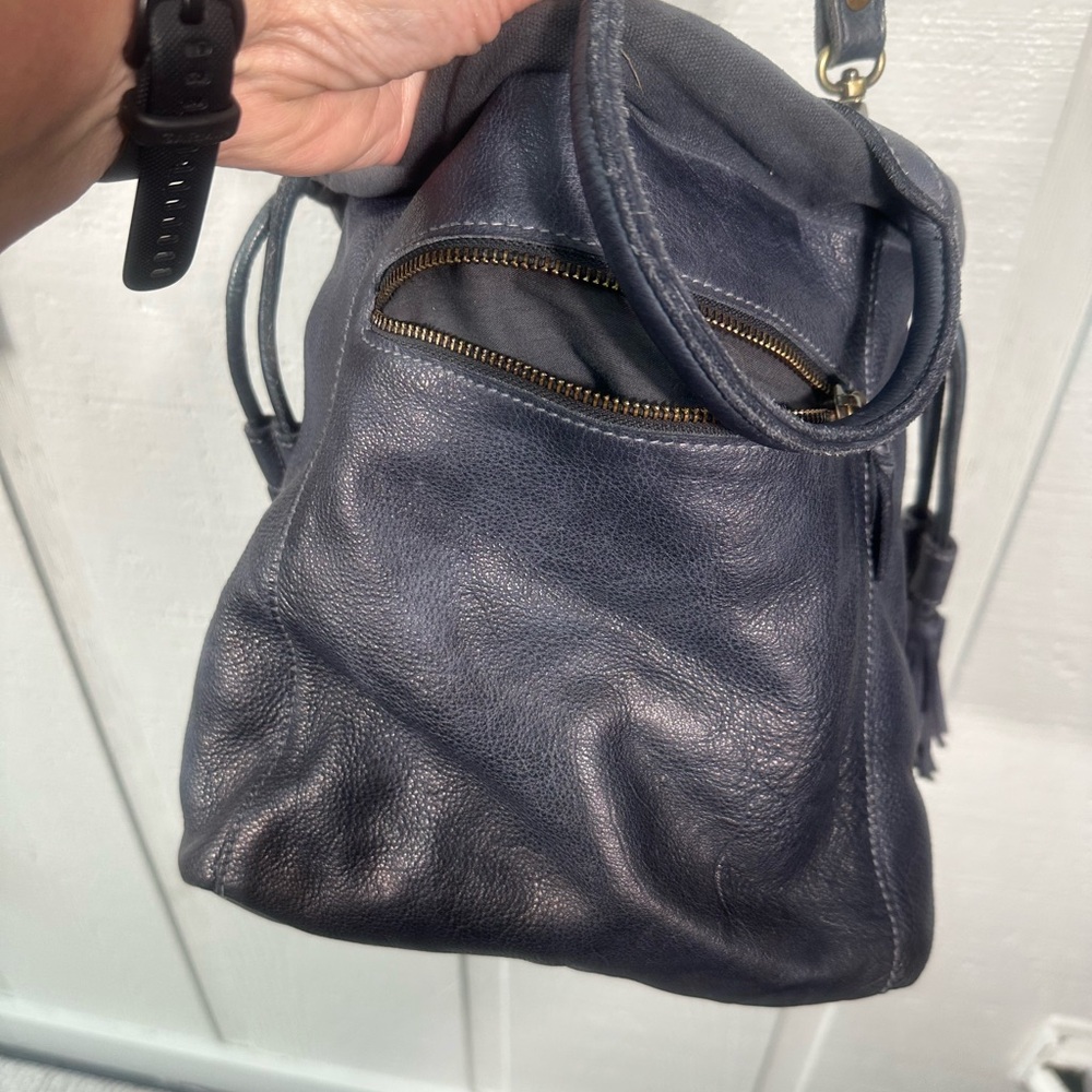 Hudson and Kings Stuyvesant Medium Bucket Bag in Persian Blue EUC - Picture 10 of 16